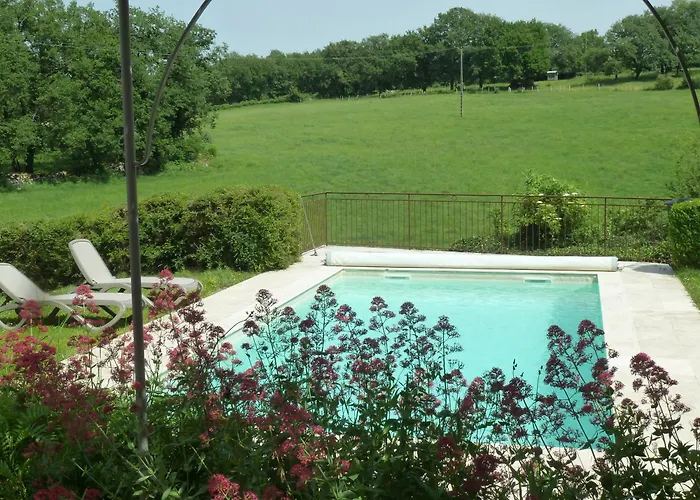 Maison Independante Avec Piscine Privee Proche Vallee Dordogne De Samedi A Samedi *