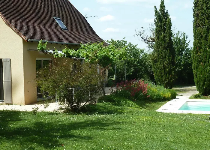 Maison Independante Avec Piscine Privee Proche Vallee Dordogne De Samedi A Samedi Vakantiehuis Loubressac