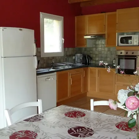 펜션 Maison Independante Avec Piscine Privee Proche Vallee Dordogne De Samedi A Samedi *